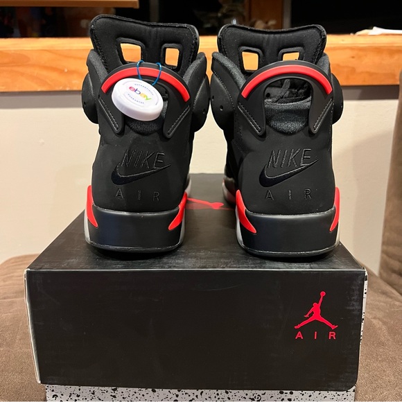 JORDAN 6 RETRO BLACK INFRARED (2019) 100% AUTHENTIC SIZE 9.5 - Picture 3 of 10